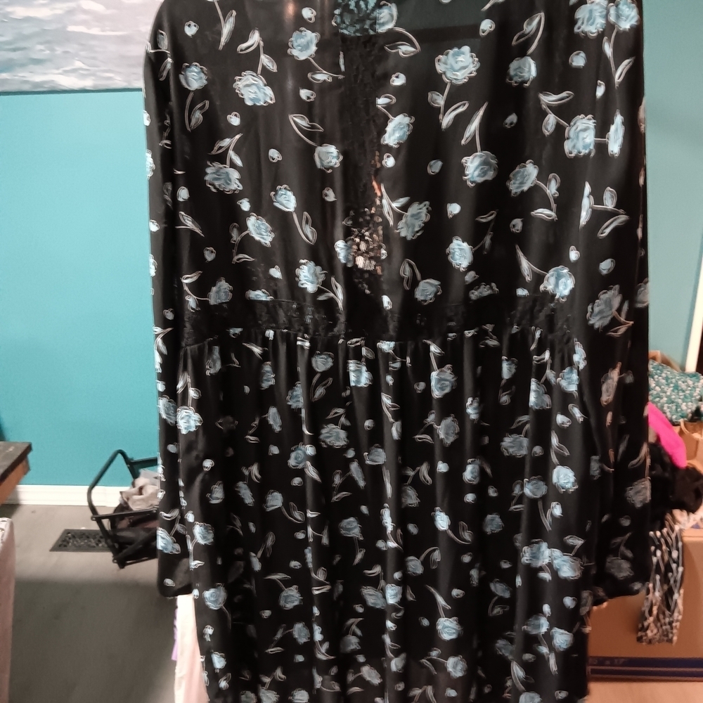 Torrid Floral Black and Blue Dress - Picture 7 of 8